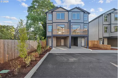 11185 SE Stark St, Portland, OR 97216 - Photo 1