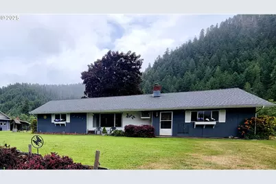 2965 S Myrtle Rd, Myrtle Creek, OR 97457 - Photo 1