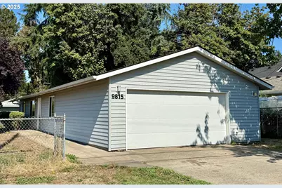 9815 SE Amherst St, Clackamas, OR 97015 - Photo 1