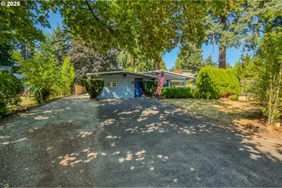 18609 SE River Rd, Milwaukie, OR 97267 - Photo 1