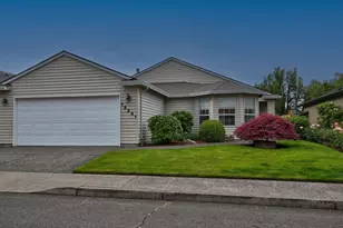 15241 NE Summerplace Dr, Portland, OR 97230 - Photo 1