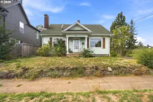 4833 N Commercial Ave, Portland, OR 97217 - Photo 1