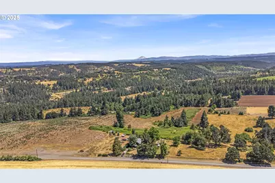 7138 Grandview Ave, Scotts Mills, OR 97375 - Photo 1