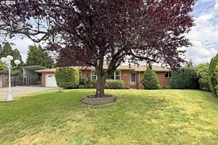 13275 NE Thompson Ct, Portland, OR 97230 - Photo 1