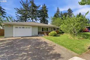 11842 SE Grant St, Portland, OR 97216 - Photo 1