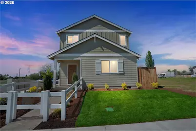 746 Merriott Ln, Woodburn, OR 97071 - Photo 1
