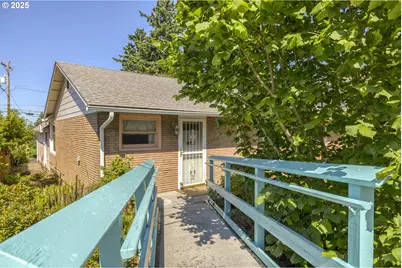 3303 E 11th St, Vancouver, WA 98661 - Photo 1