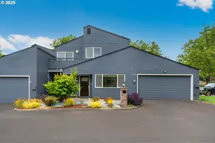 17601 NW Rolling Hill Ln, Beaverton, OR 97006 - Photo 1