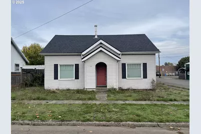 402 NE C St, Willamina, OR 97396 - Photo 1