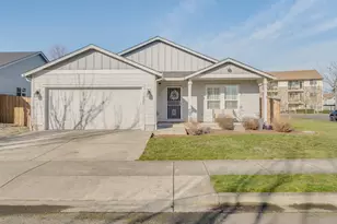 11922 NE 102nd St, Vancouver, WA 98682 - Photo 1