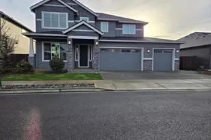 8207 NE 168th Place, Vancouver, WA 98682 - Photo 1