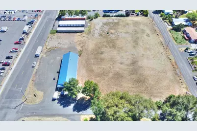 702 Myrtle St, The Dalles, OR 97058 - Photo 1