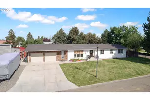 111 Hillcrest Dr, Baker City, OR 97814 - Photo 1