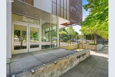 3970 N Interstate Ave #301, Portland, OR 97227 - Photo 1