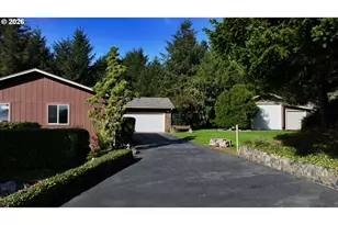15604 Napa Ln, Brookings, OR 97415 - Photo 1