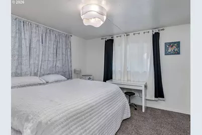 2201 N Menzies Dr, Portland, OR 97217 - Photo 25