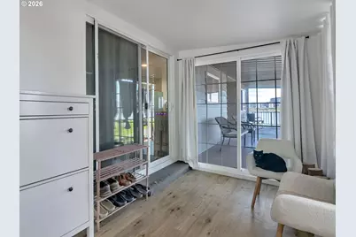 2201 N Menzies Dr, Portland, OR 97217 - Photo 7