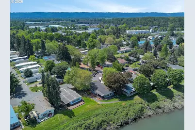 2201 N Menzies Dr, Portland, OR 97217 - Photo 35