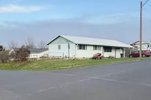 706 NE Gumwood St, Pilot Rock, OR 97868 - Photo 1