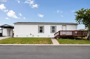 313 12th St, La Grande, OR 97850 - Photo 1