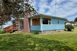 303 NE 2nd St, Enterprise, OR 97828 - Photo 1