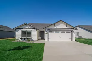 910 Yoss, Cottage Grove, OR 97424 - Photo 1