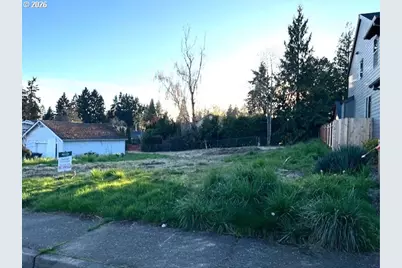 429 NW Freeman Ave, Hillsboro, OR 97124 - Photo 1