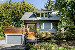 2415 SE Ivon St, Portland, OR 97202 - Photo 1