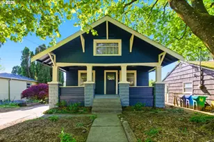 3733 SE 28th Pl, Portland, OR 97202 - Photo 1