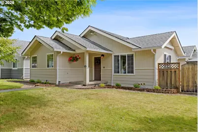 1012 E Foothills Dr, Newberg, OR 97132 - Photo 1