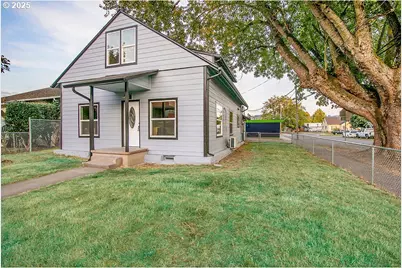 1214 S 5th Ave, Kelso, WA 98626 - Photo 1