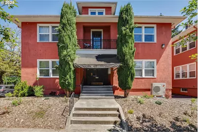 1534 NE 26th Ave #8, Portland, OR 97232 - Photo 1