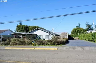 298 N Wasson St, Coos Bay, OR 97420 - Photo 1