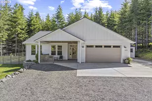 305 Thimbleberry Dr, Castle Rock, WA 98611 - Photo 1