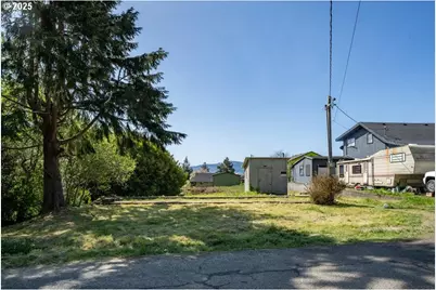 403 Evergreen Ave, Garibaldi, OR 97118 - Photo 1