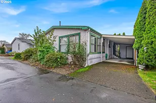 301 E Columbia Dr, Newberg, OR 97132 - Photo 1