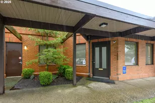 351 SE Baker St, McMinnville, OR 97128 - Photo 1