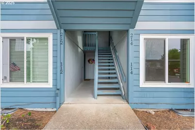 2330 SE Brookwood Ave #114, Hillsboro, OR 97123 - Photo 1