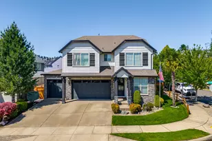 15397 SE Pioneer Dr, Clackamas, OR 97015 - Photo 1