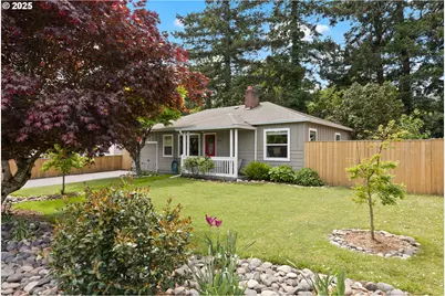 733 SE 112th Ave, Portland, OR 97216 - Photo 1