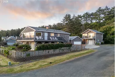 3087 S Hemlock St, Cannon Beach, OR 97110 - Photo 1