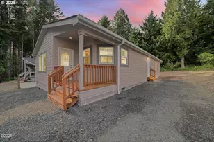 123 SE Ainslee Ave, Depoe Bay, OR 97341 - Photo 1