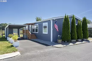 300 SW 7th Ave, Battle Ground, WA 98604 - Photo 1