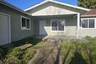 183 E Dodge St, Lebanon, OR 97355 - Photo 1