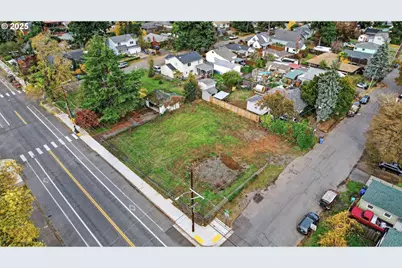 6635 SE Flavel St, Portland, OR 97206 - Photo 1