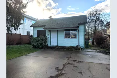 617 N Grant St, Newberg, OR 97132 - Photo 1