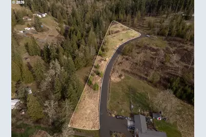 426 Rose Garden Ln, Kelso, WA 98626 - Photo 1
