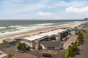 1415 NW 31st Pl, Lincoln City, OR 97367 - Photo 1