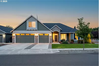 812 NE 29th Way, Battle Ground, WA 98604 - Photo 1