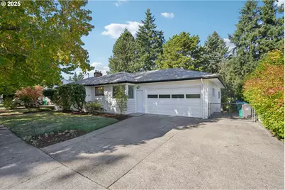 11851 SE Madison St, Portland, OR 97216 - Photo 1